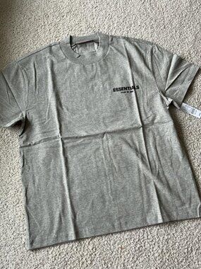 "Fear of God Essentials T-shirt (SS22) Dark Oatmeal" XS-XL